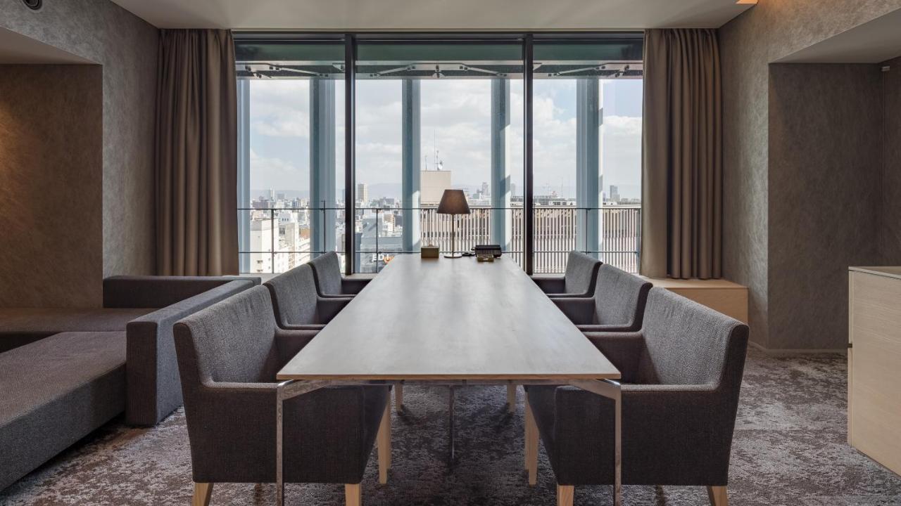 Hotel Royal Classic Ōsaka Extérieur photo